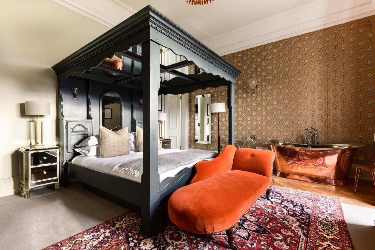 Hotel The Roseate - Small Luxury Of The World